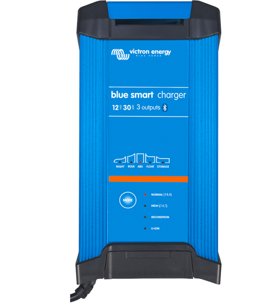 Blue Smart IP22 Charger 24/12(1) 230V CEE 7/7